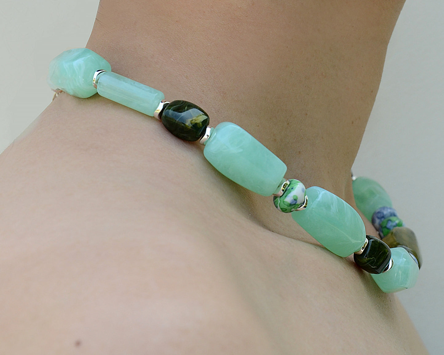 ✨Human Jewelry –  Handcrafted Bold Beaded Series - Candy Crush（Mint Green）